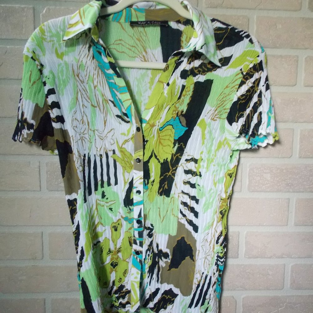 Violet & Claire's  BOHO Festival Tropical Collared Mini Pleated Top. Sz. M